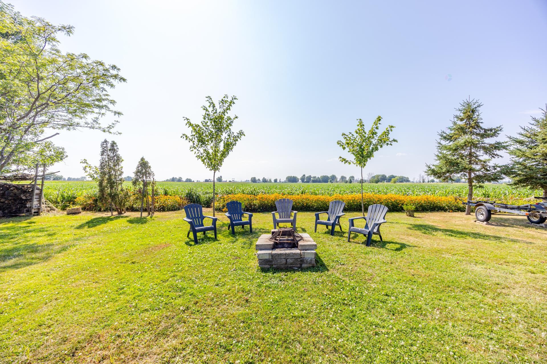 









1403


1re Avenue

,
Saint-Paul-de-l'Île-aux-Noix,




QC
J0J1G0

