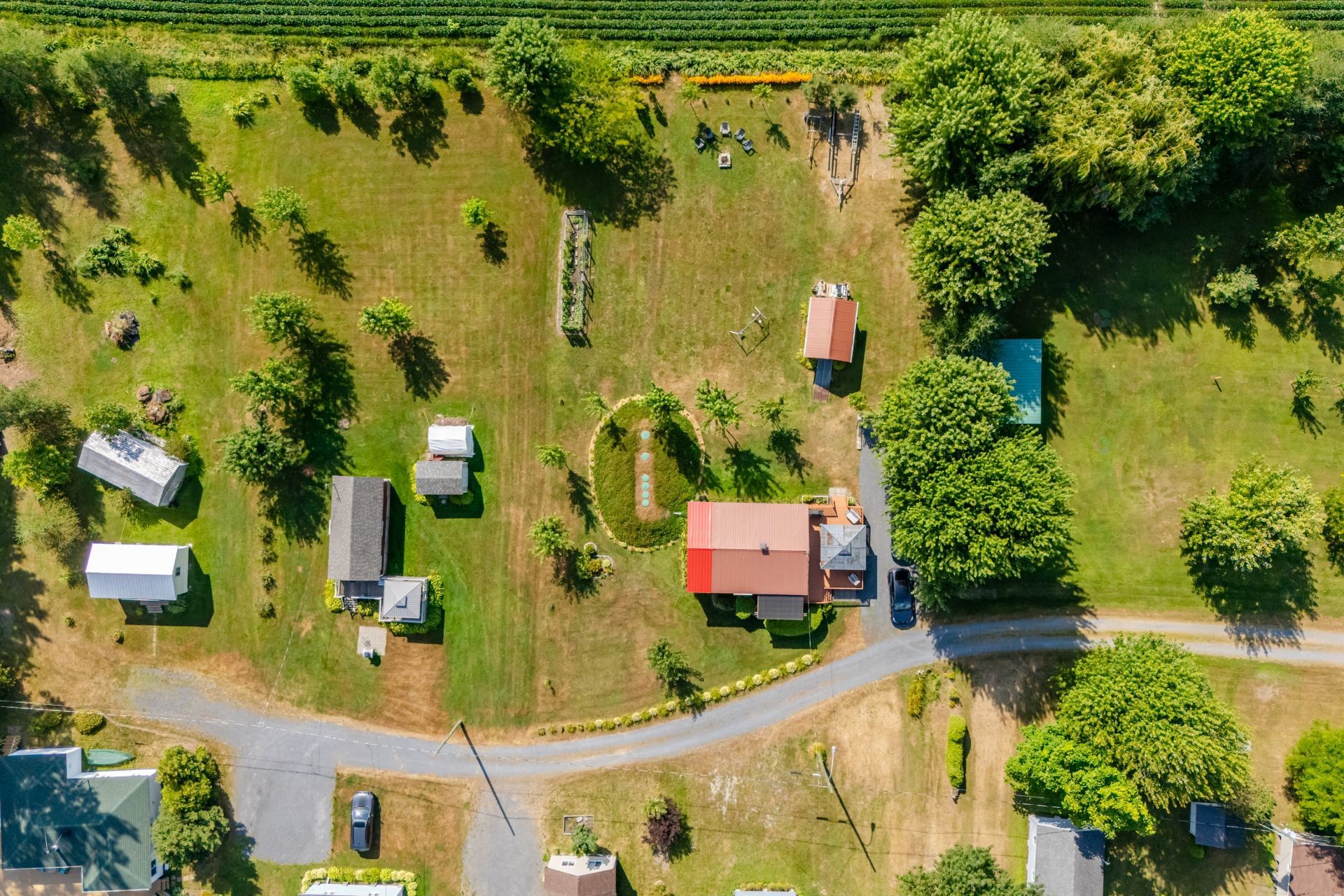 









1403


1re Avenue

,
Saint-Paul-de-l'Île-aux-Noix,




QC
J0J1G0

