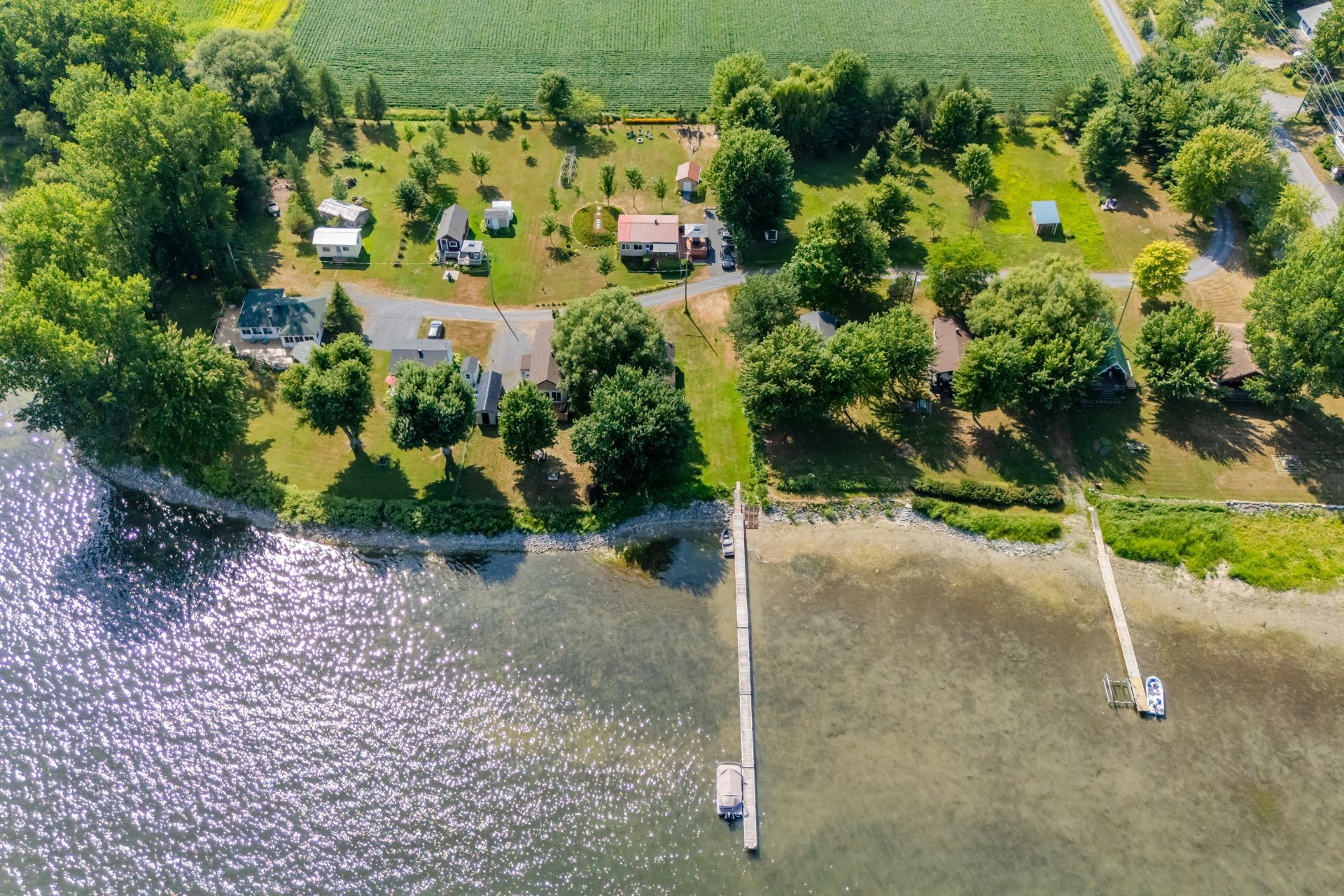 









1403


1re Avenue

,
Saint-Paul-de-l'Île-aux-Noix,




QC
J0J1G0

