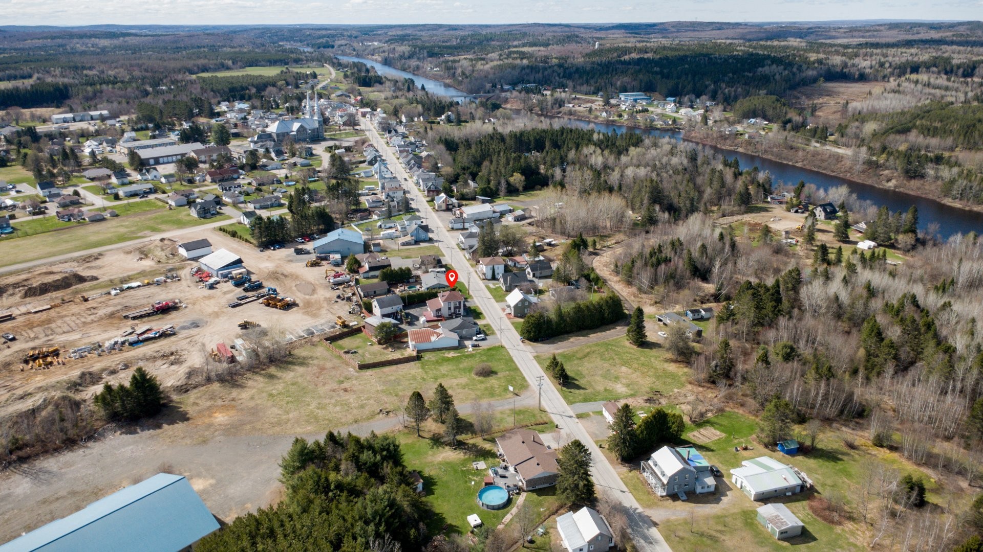 









261


Rue Principale

,
Saint-Adelphe,




QC
G0X2G0

