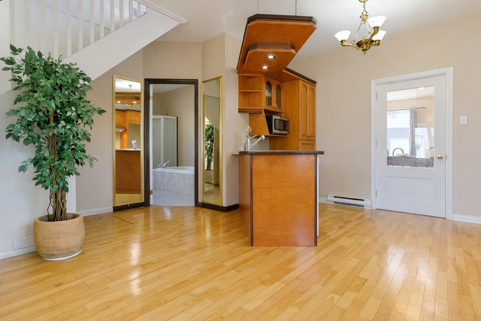 









261


Rue Principale

,
Saint-Adelphe,




QC
G0X2G0


