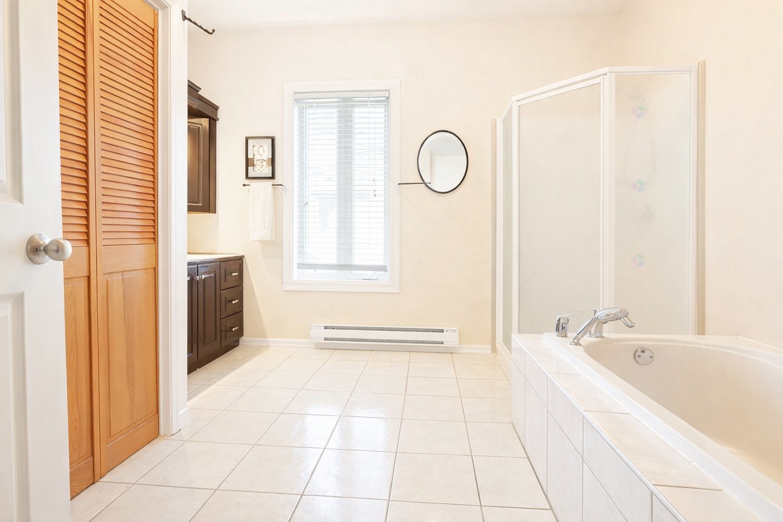 









261


Rue Principale

,
Saint-Adelphe,




QC
G0X2G0

