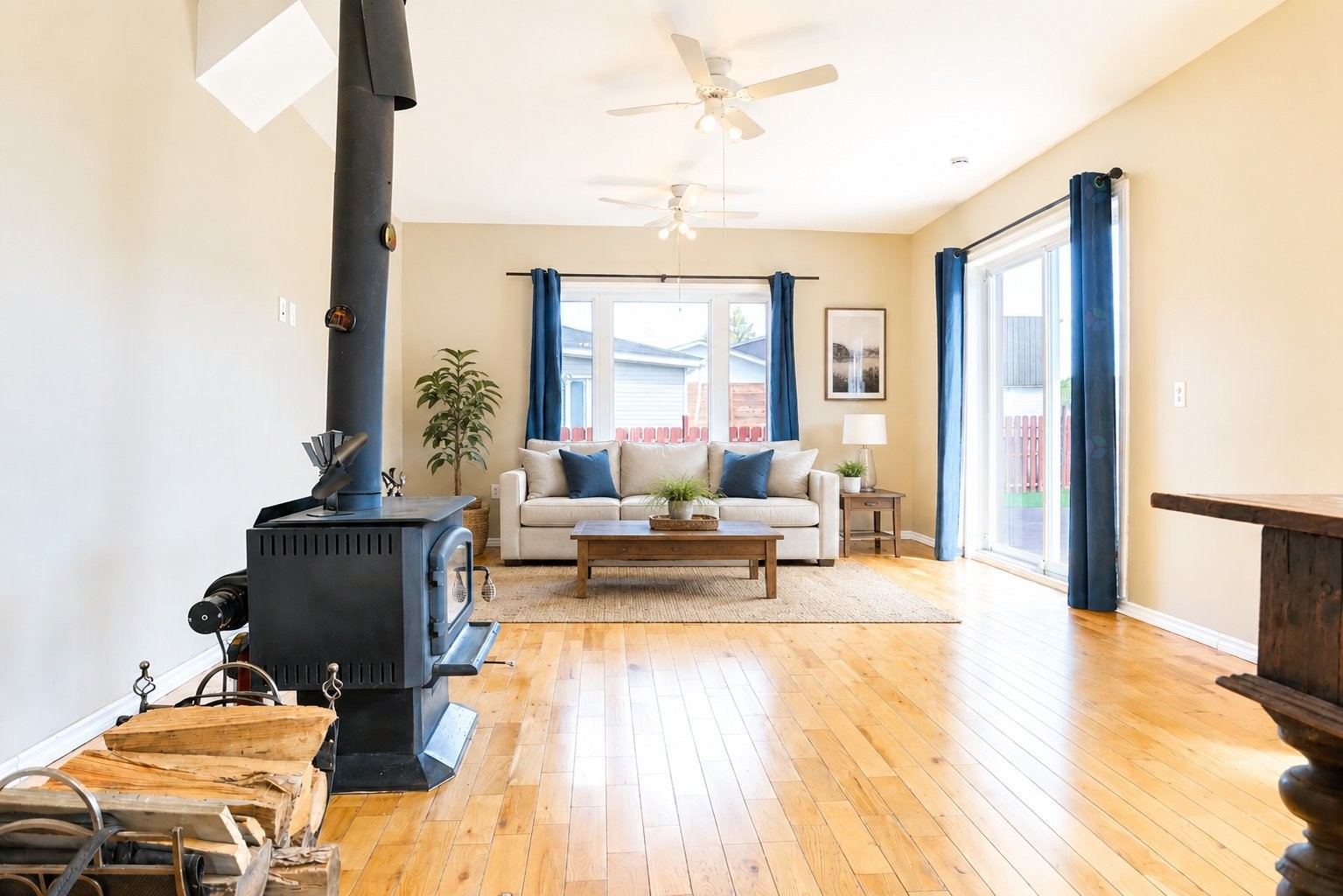 









261


Rue Principale

,
Saint-Adelphe,




QC
G0X2G0

