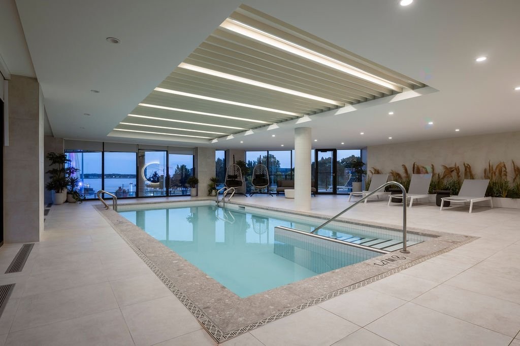 









305


Av. des Draveurs

, 104,
Trois-Rivières,




QC
G9A0H8

