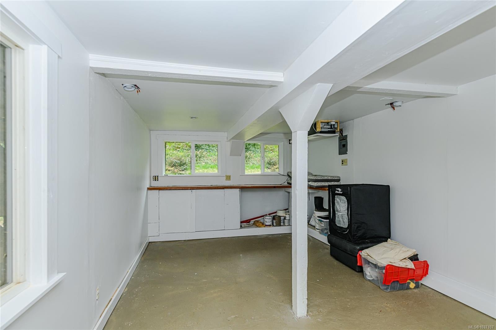 









161


Holmes

Rd,
Salt Spring,




BC
V8K 1T6

