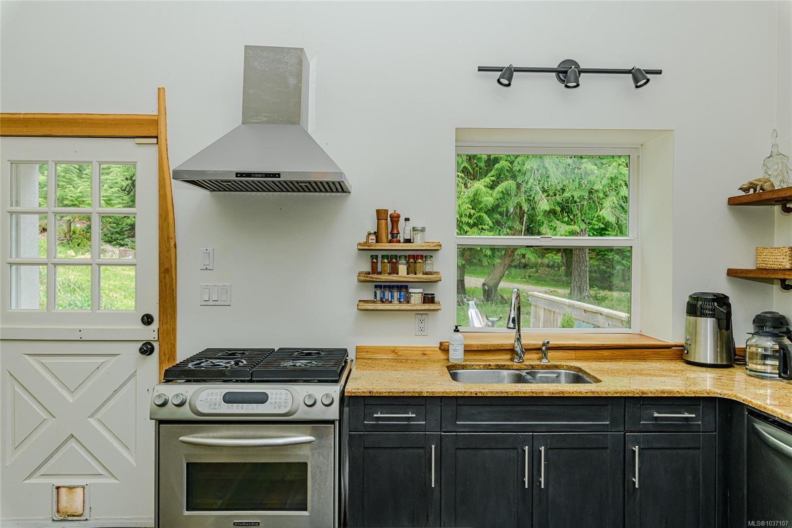 









161


Holmes

Rd,
Salt Spring,




BC
V8K 1T6

