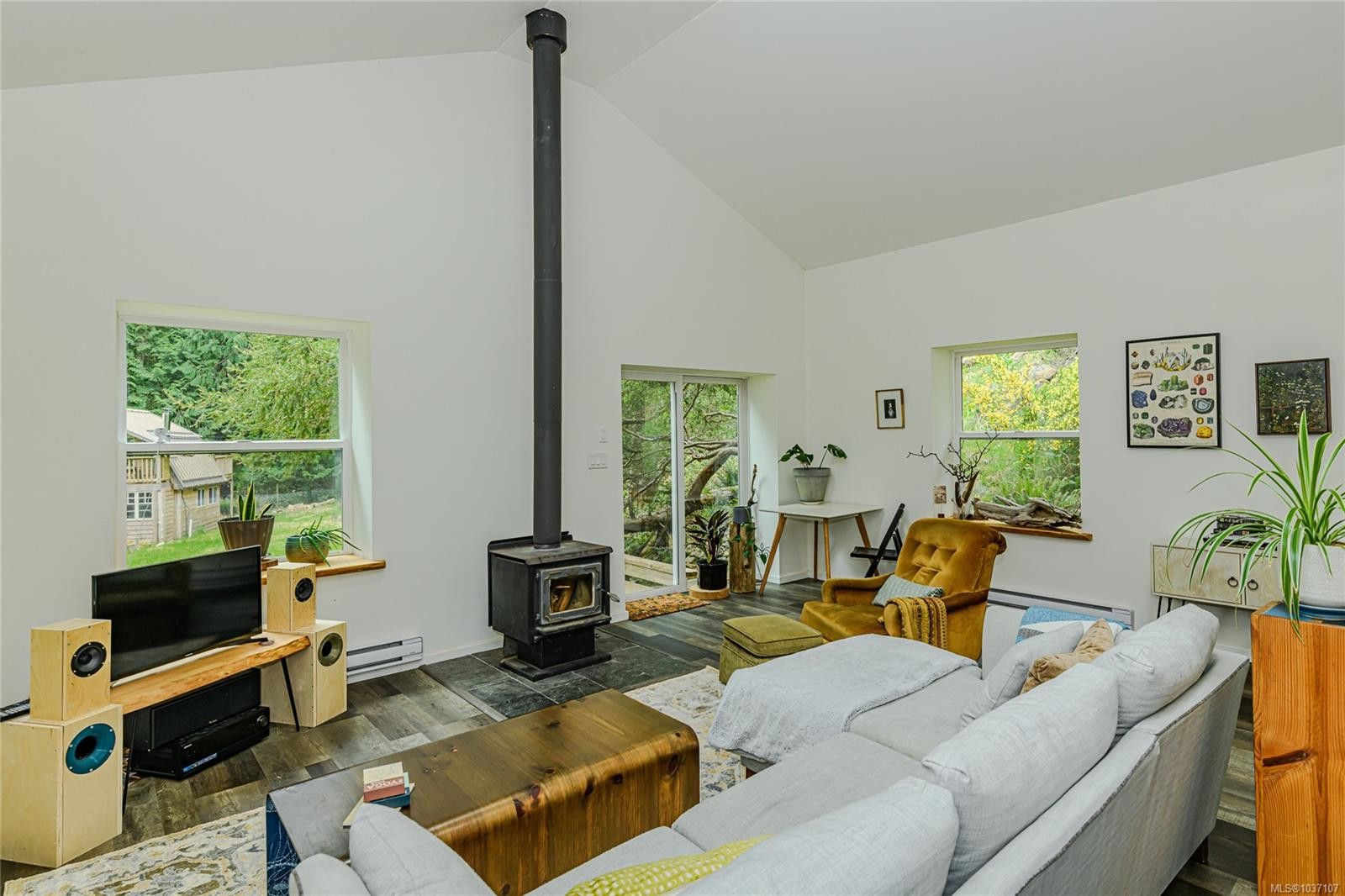 









161


Holmes

Rd,
Salt Spring,




BC
V8K 1T6

