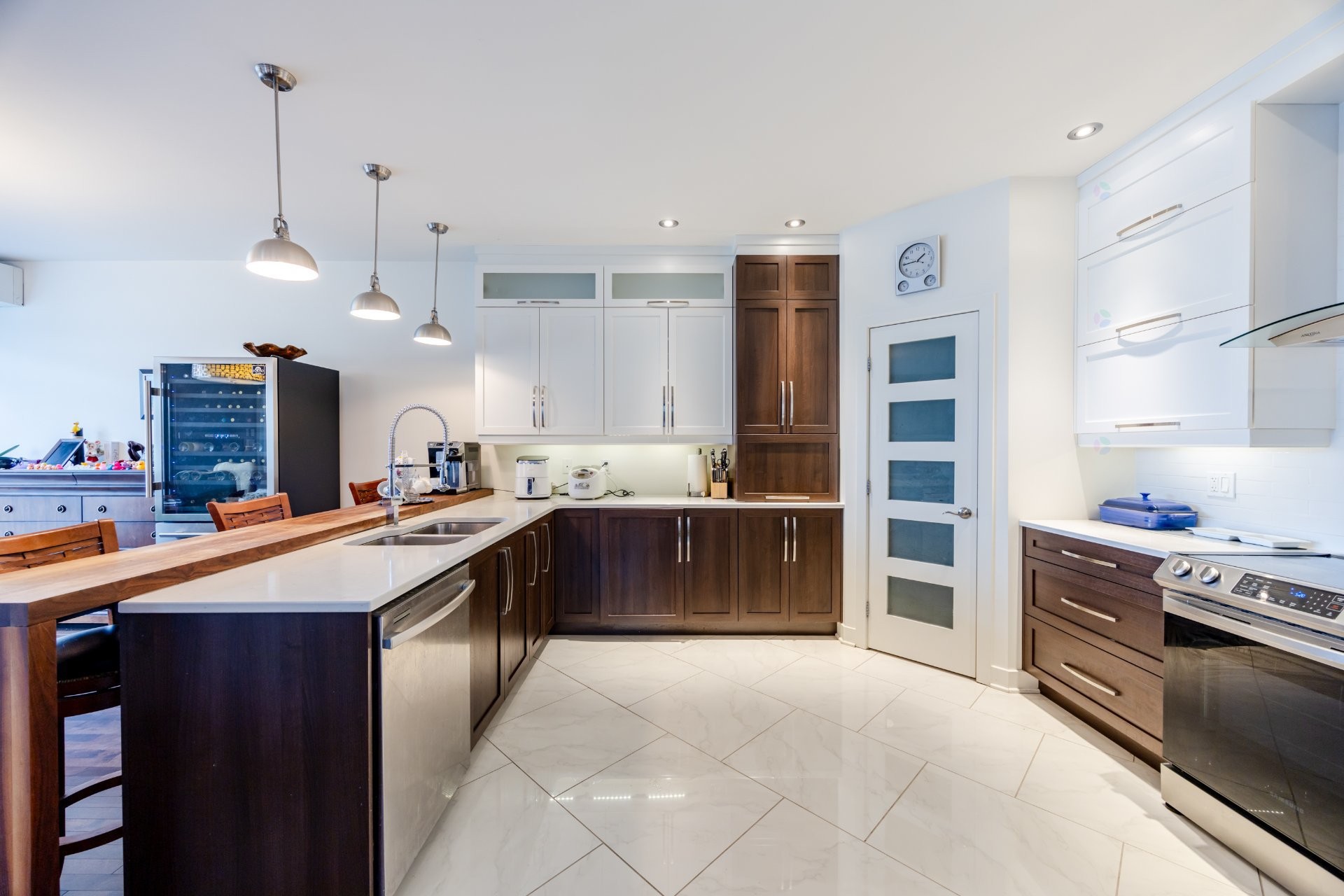 









409


Ch. des Patriotes

,
Saint-Mathias-sur-Richelieu,




QC
J3L6C3

