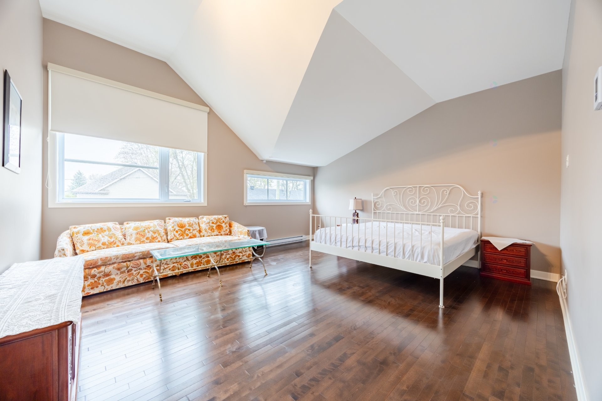 









409


Ch. des Patriotes

,
Saint-Mathias-sur-Richelieu,




QC
J3L6C3

