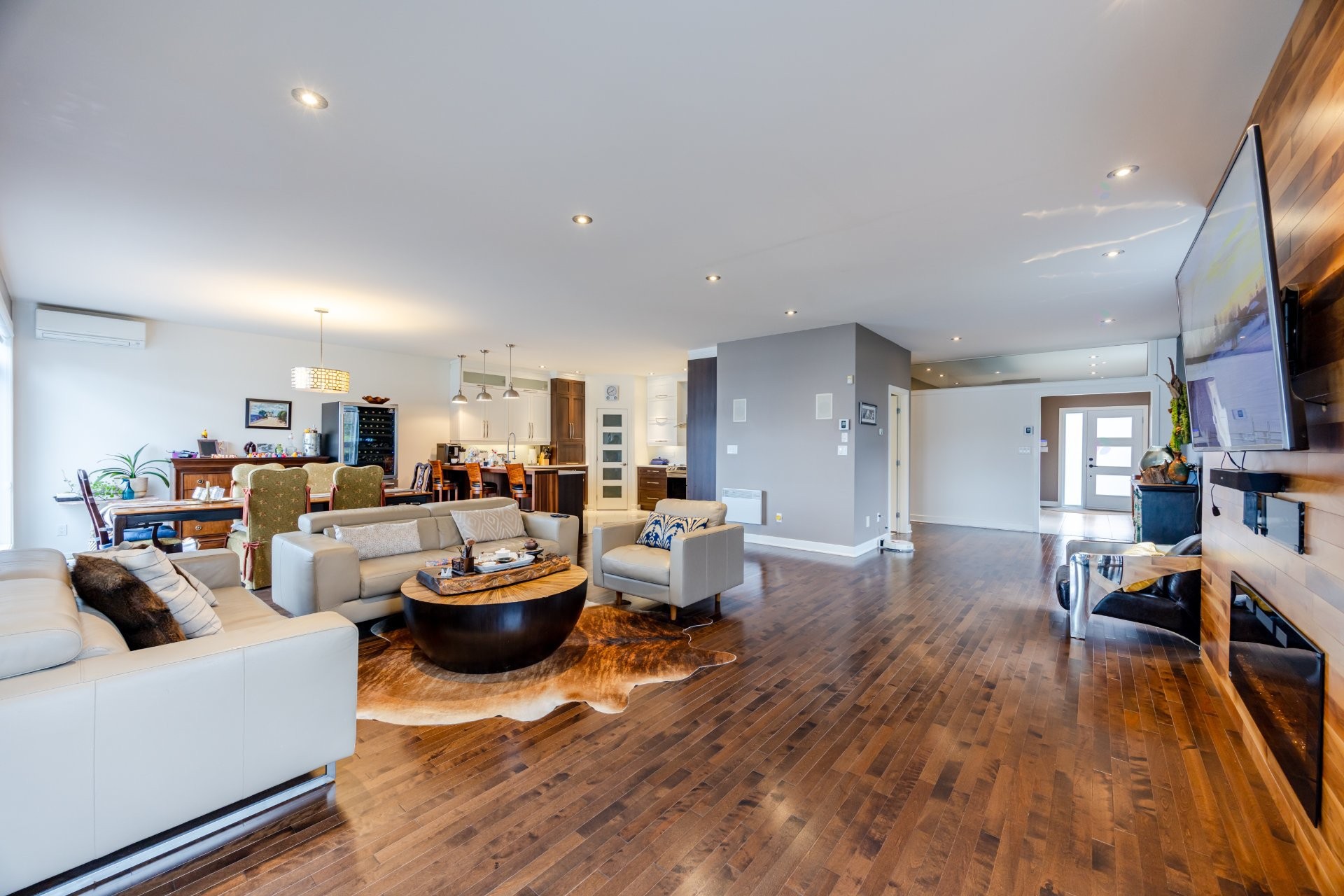 









409


Ch. des Patriotes

,
Saint-Mathias-sur-Richelieu,




QC
J3L6C3

