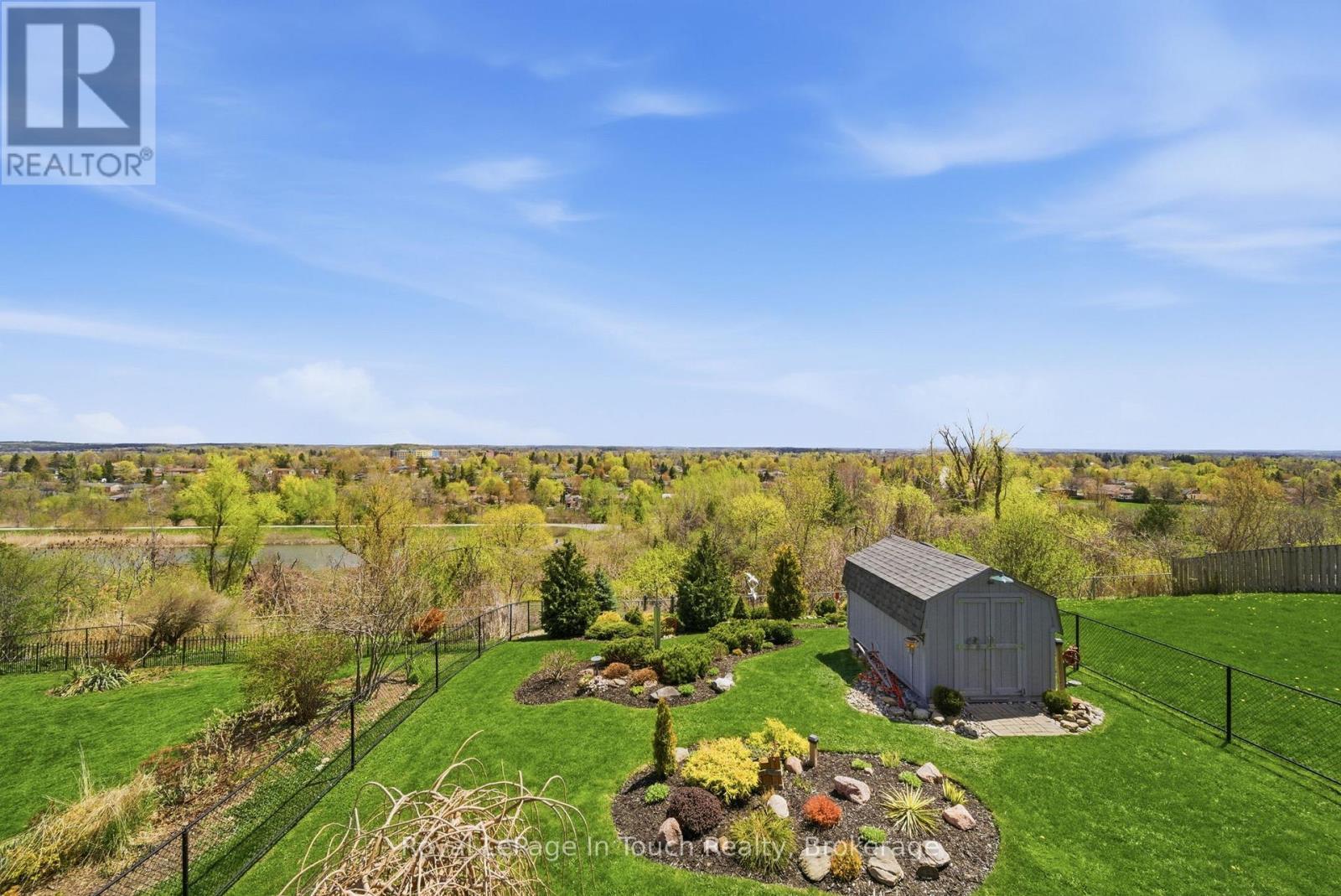 












108 MILROY DRIVE

,
Peterborough (Northcrest Ward 5),




Ontario
K9H7T2

