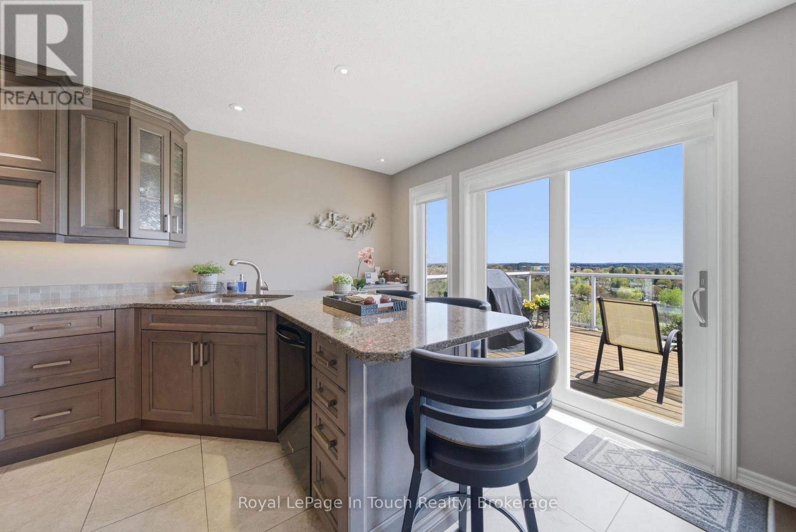 












108 MILROY DRIVE

,
Peterborough (Northcrest Ward 5),




Ontario
K9H7T2

