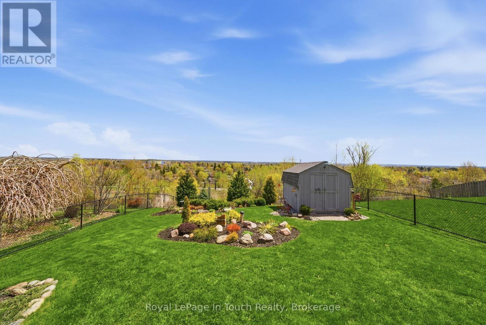 












108 MILROY DRIVE

,
Peterborough (Northcrest Ward 5),




Ontario
K9H7T2

