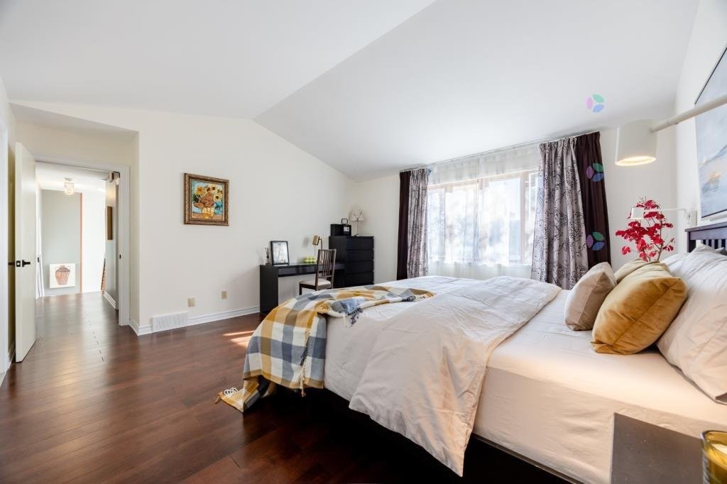 









1


Crois. Raspberry

,
Beaconsfield,




QC
H9W6C9

