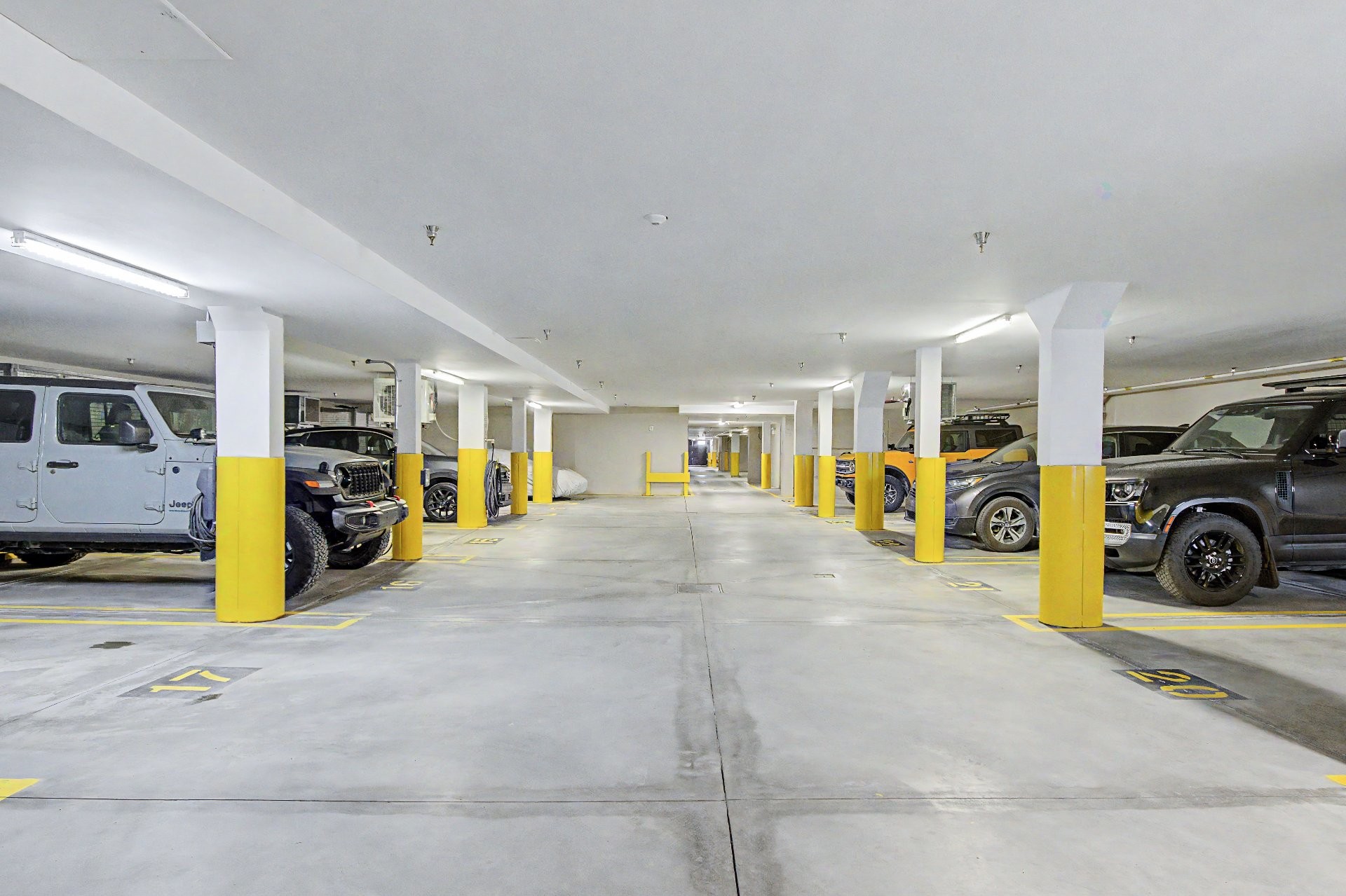 









2182


Av. Lamothe

, 212,
Saint-Hyacinthe,




QC
J2S0J3

