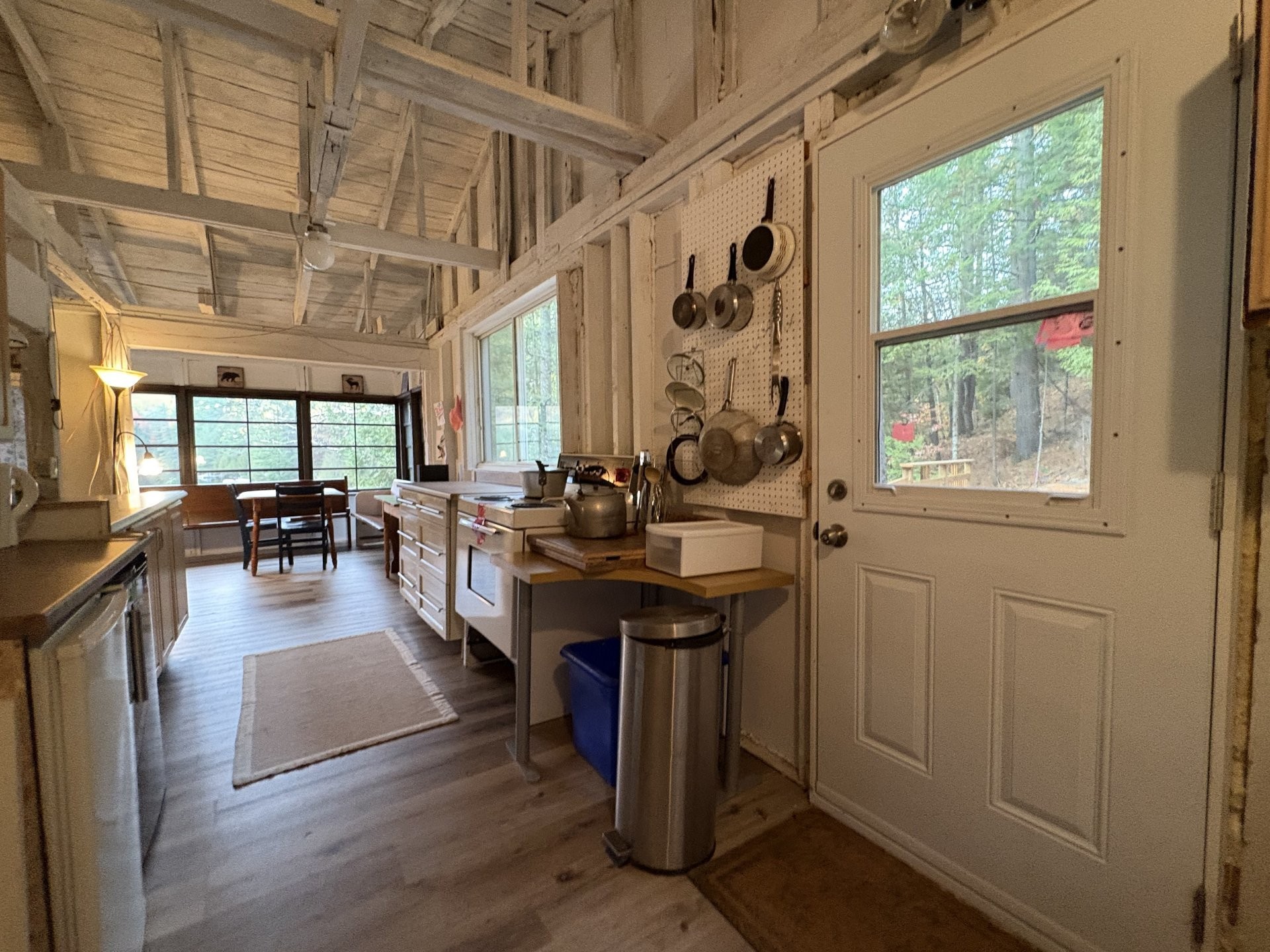 









186


Ch. du Camp

,
Val-des-Monts,




QC
J8N6A7


