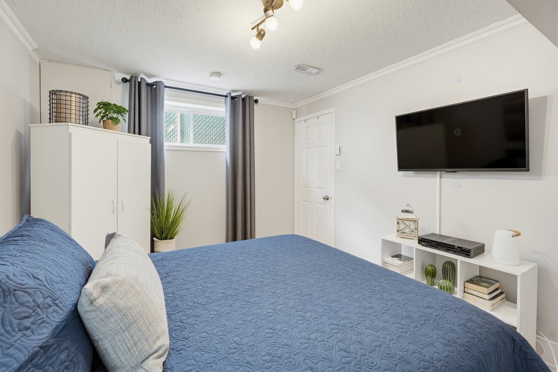 









23


Rue Homier

,
Gatineau (Gatineau),




QC
J8T8N9

