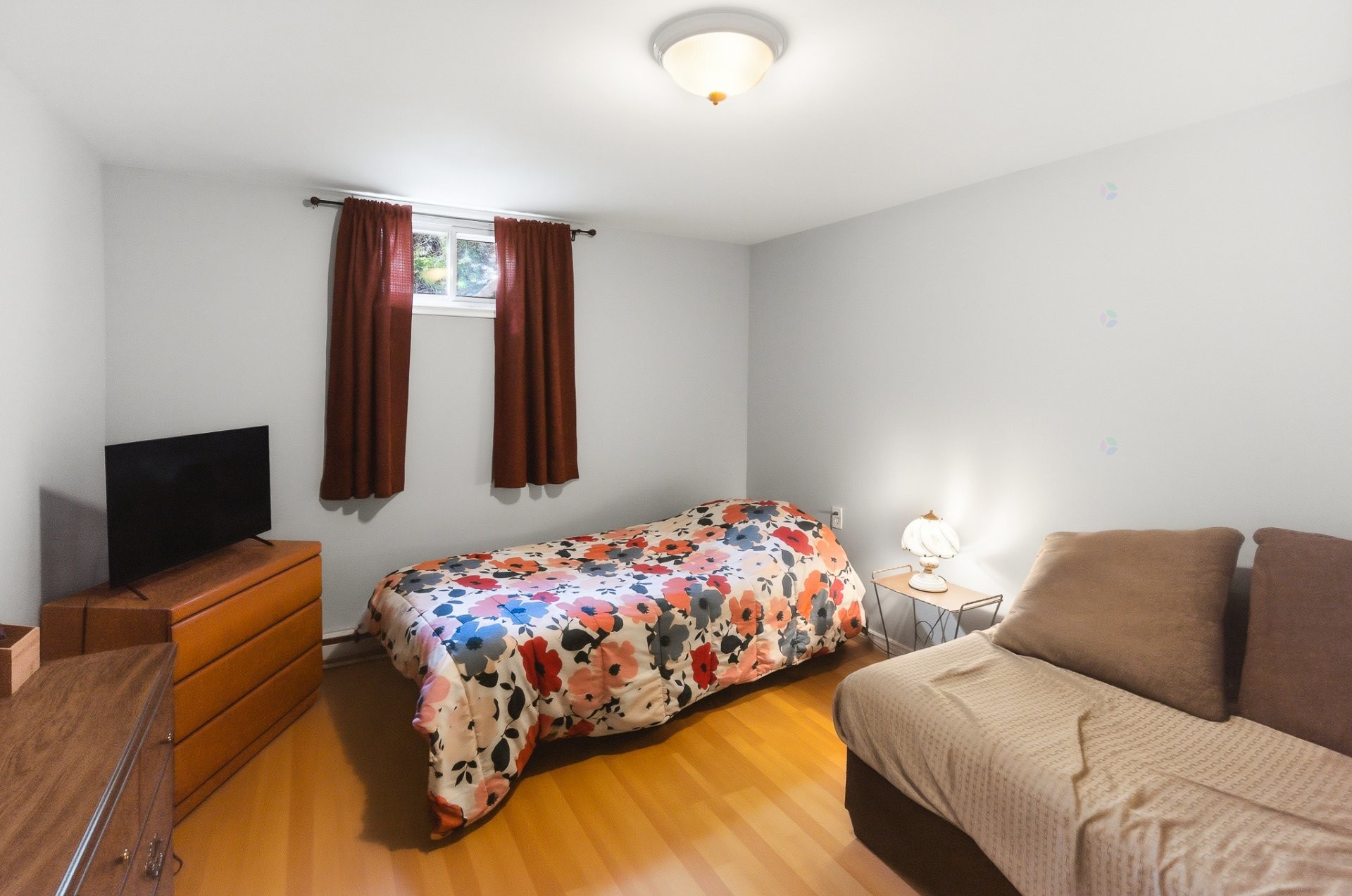 









57


Rue de Grenoble

,
Gatineau (Gatineau),




QC
J8T4W2


