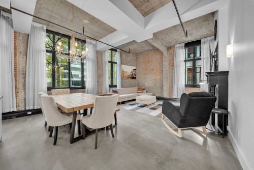 Featured Listing Photo 