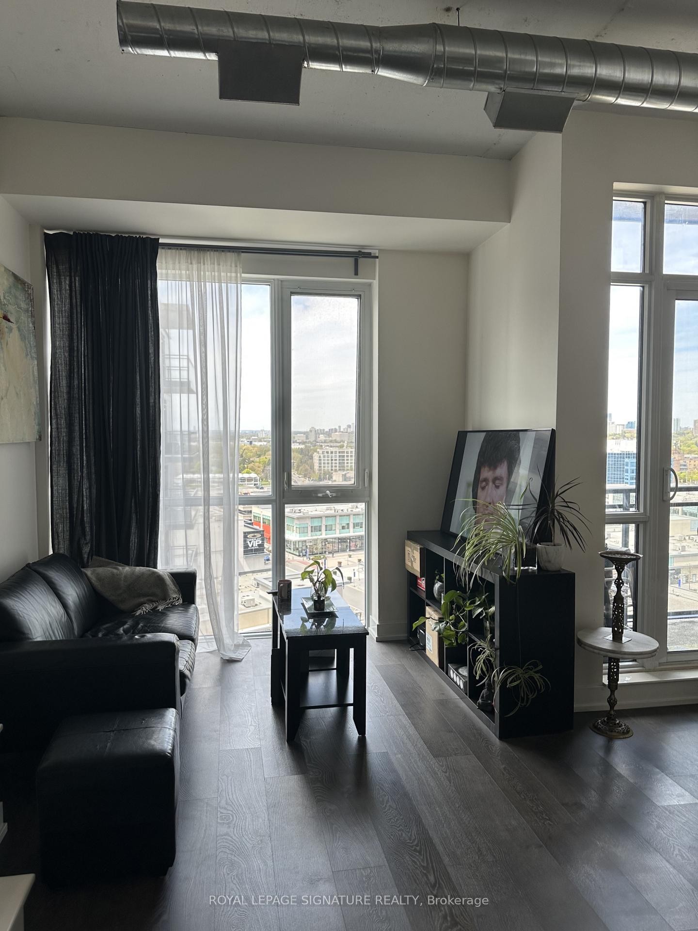 









75


The Donway

N/A West, 1001,
Toronto,




ON
M3C 2E9

