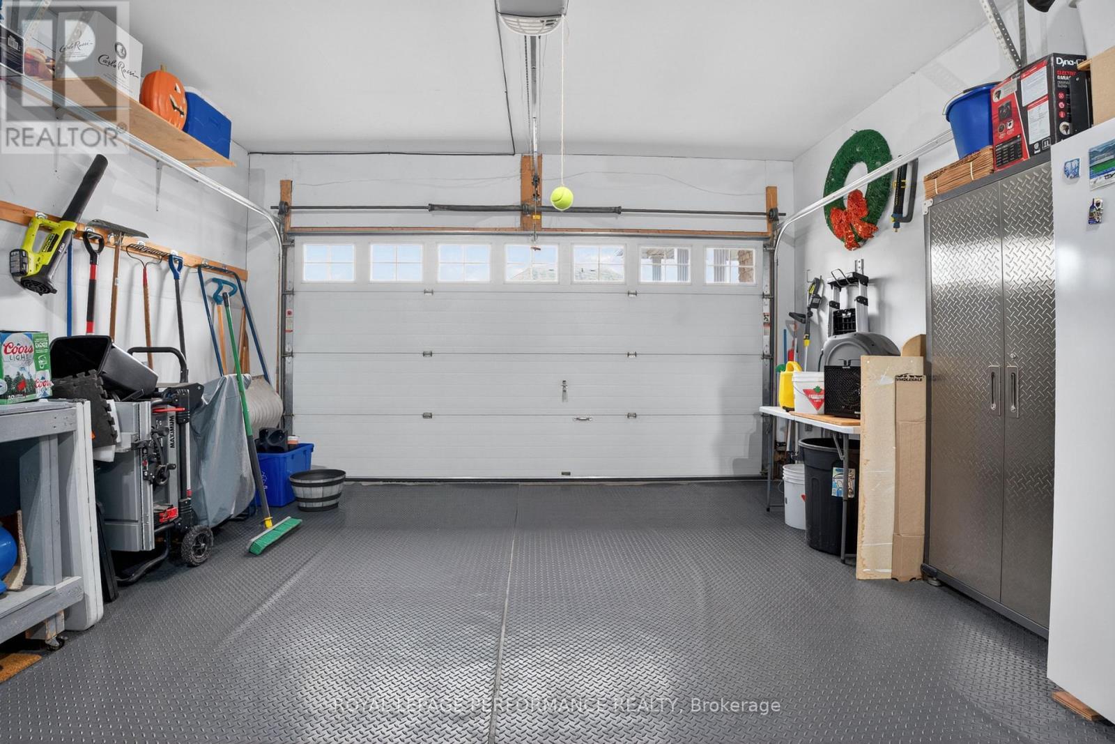 












112 JADE STREET

,
Clarence-Rockland,




Ontario
K4K0C8

