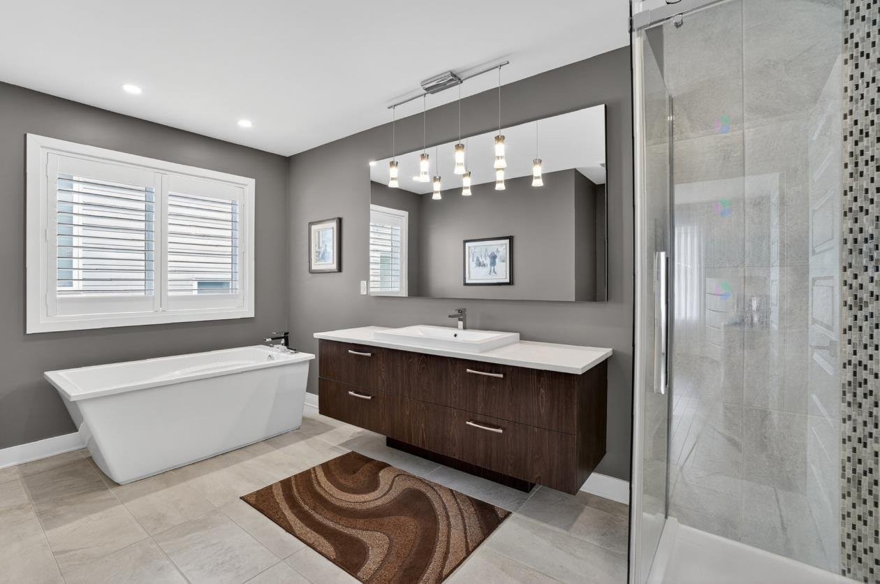 









17195


Rue Jacques-Cartier

,
Mirabel,




QC
J7J0P6

