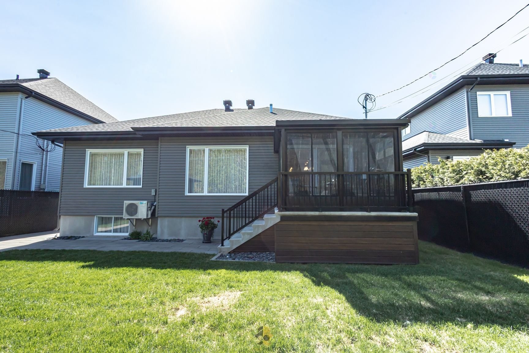 









17195


Rue Jacques-Cartier

,
Mirabel,




QC
J7J0P6

