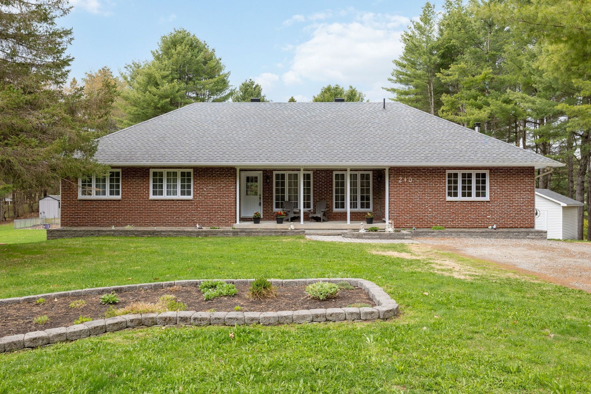 









240


Ch. Ste-Élisabeth

,
Cantley,




QC
J8V3G5

