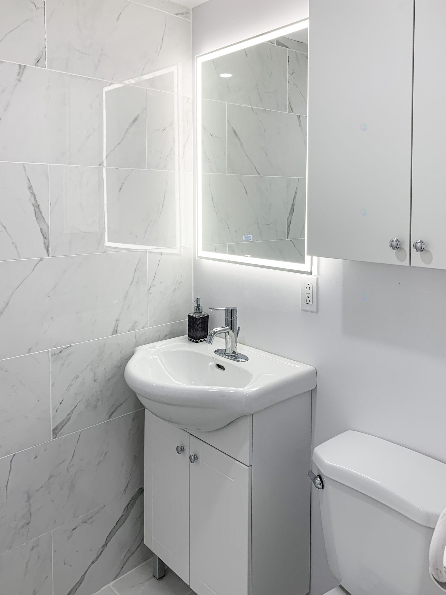 









1401


Rue Brochu

,
Montréal (Saint-Laurent),




QC
H4N1V1

