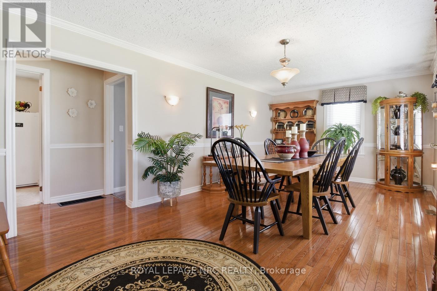 












10195 STANLEY AVENUE

,
Niagara Falls (Lyons Creek),




Ontario
L2E6S6

