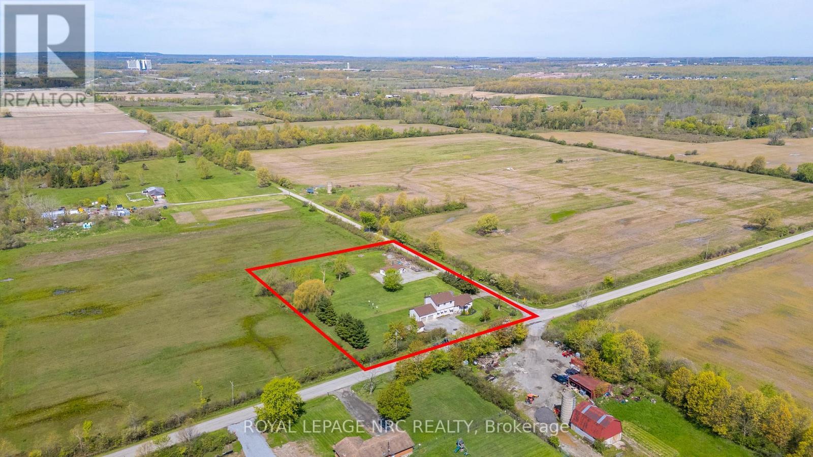 












10195 STANLEY AVENUE

,
Niagara Falls (Lyons Creek),




Ontario
L2E6S6

