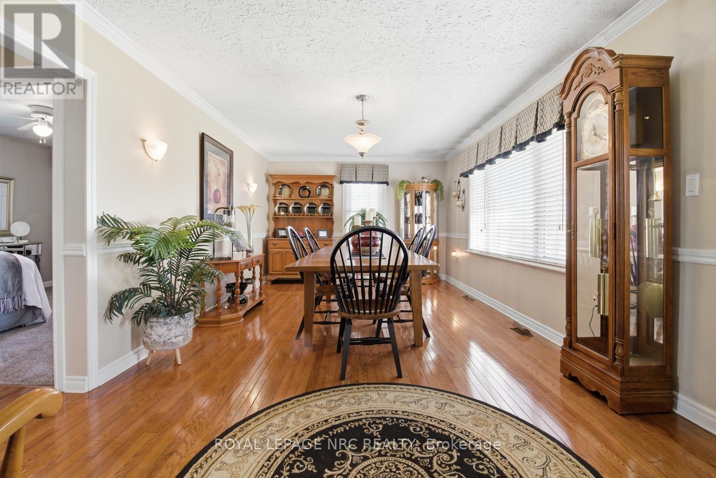 












10195 STANLEY AVENUE

,
Niagara Falls (Lyons Creek),




Ontario
L2E6S6

