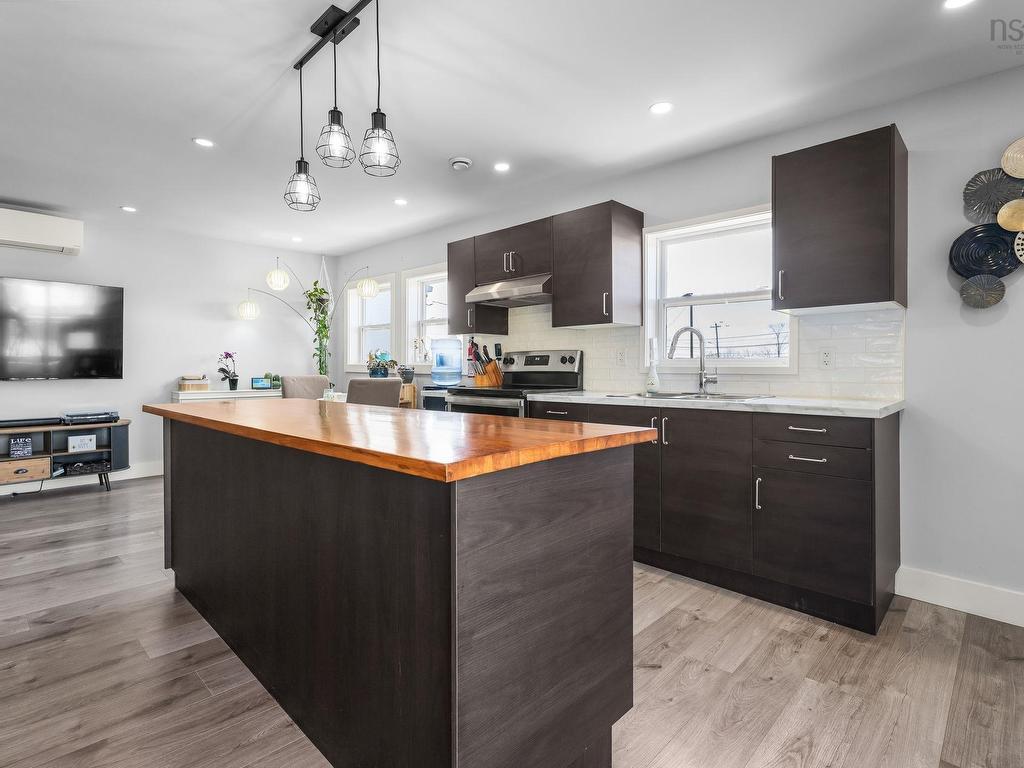 












354 Wentworth Road

,
Windsor,




NS
B0N 2T0

