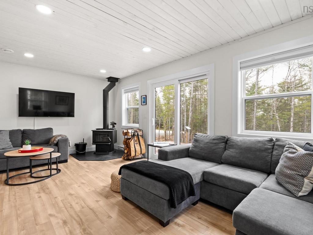 












75 21 Dove

,
Vaughan,




NS
B0N 2T0

