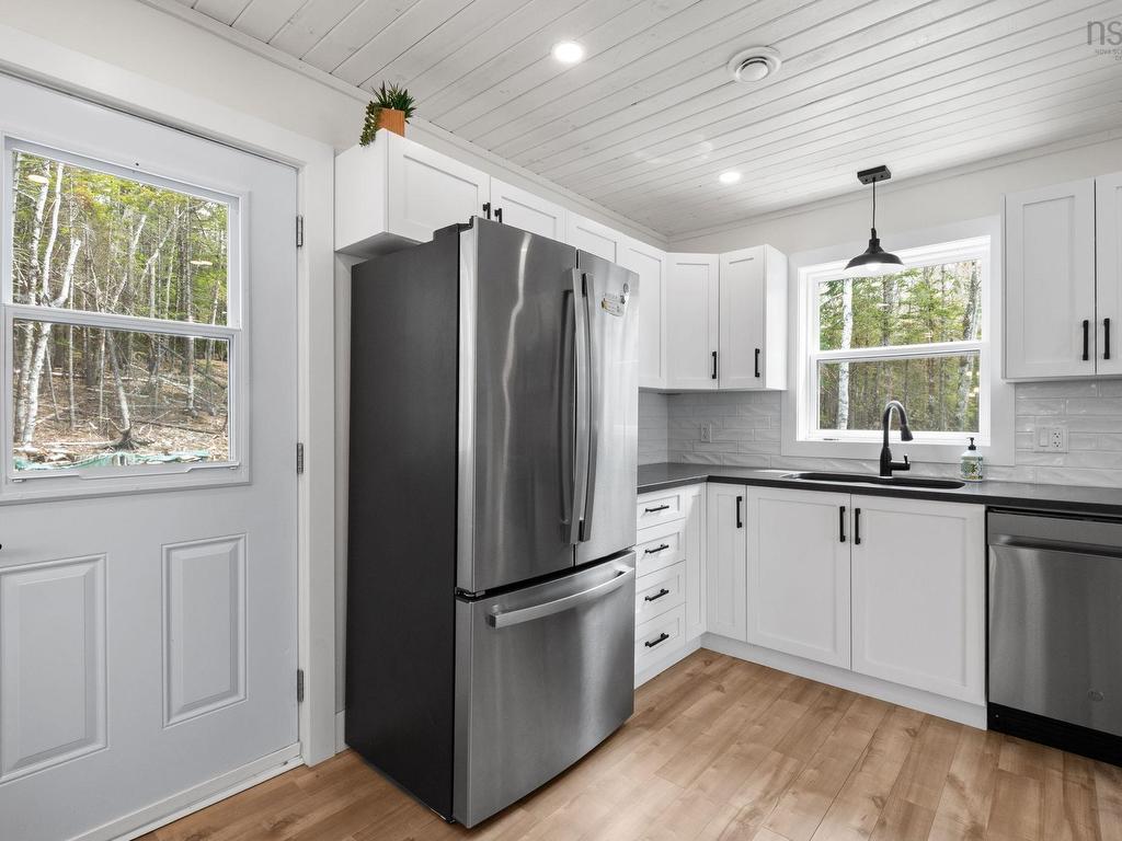 












75 21 Dove

,
Vaughan,




NS
B0N 2T0

