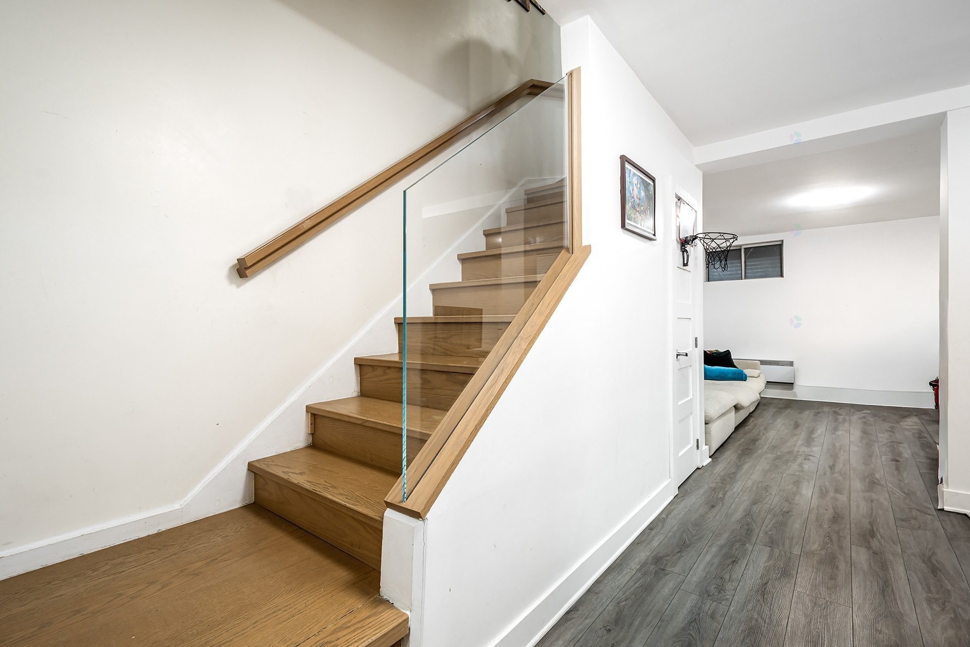 









5670


Ch. Merrimac

,
Côte-Saint-Luc,




QC
H4W1S6

