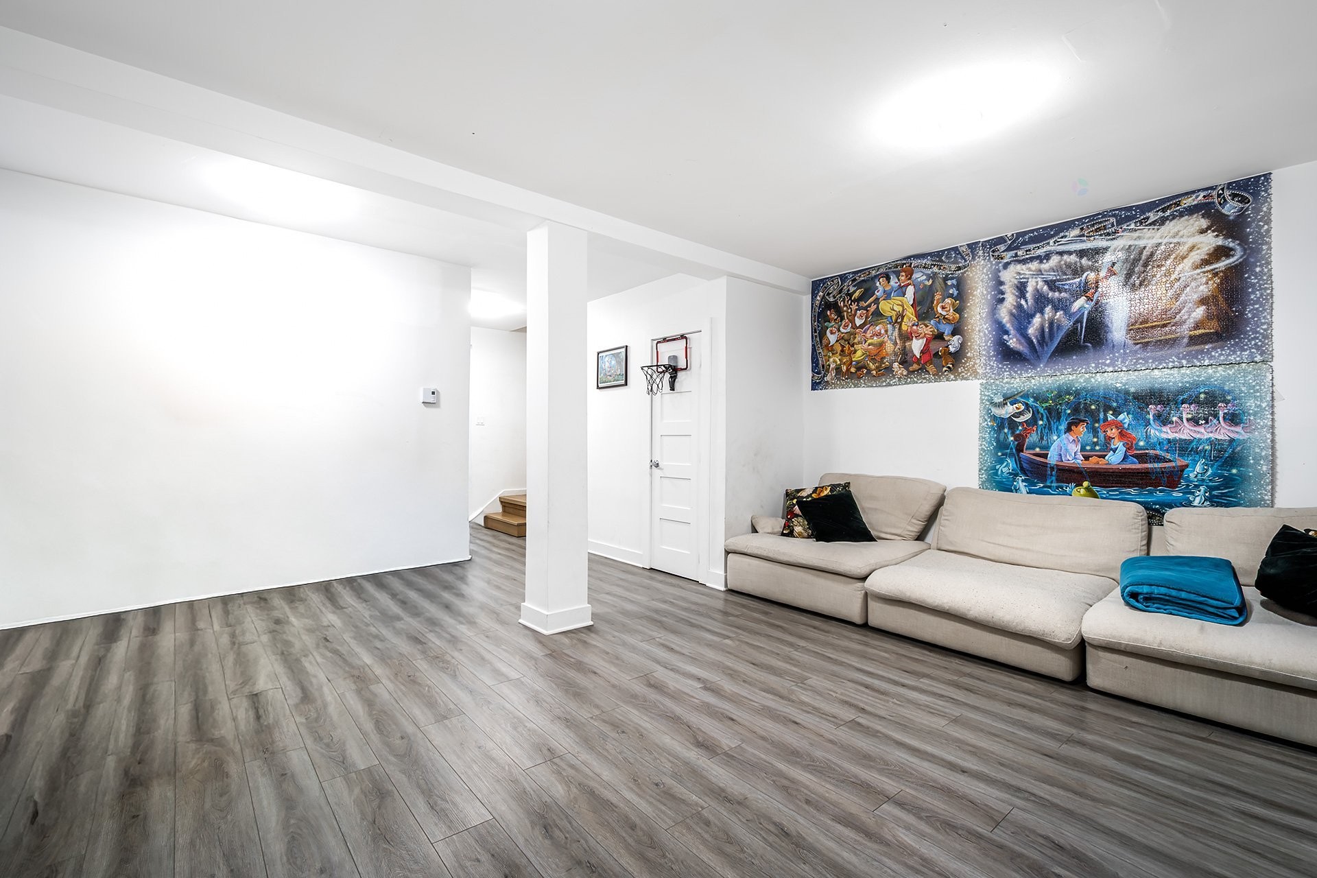 









5670


Ch. Merrimac

,
Côte-Saint-Luc,




QC
H4W1S6

