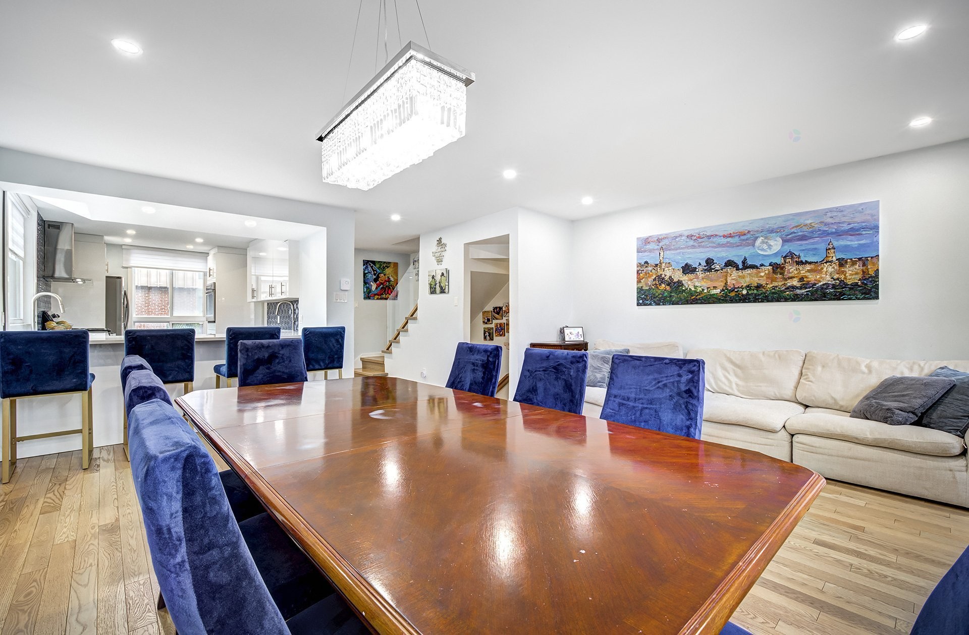 









5670


Ch. Merrimac

,
Côte-Saint-Luc,




QC
H4W1S6

