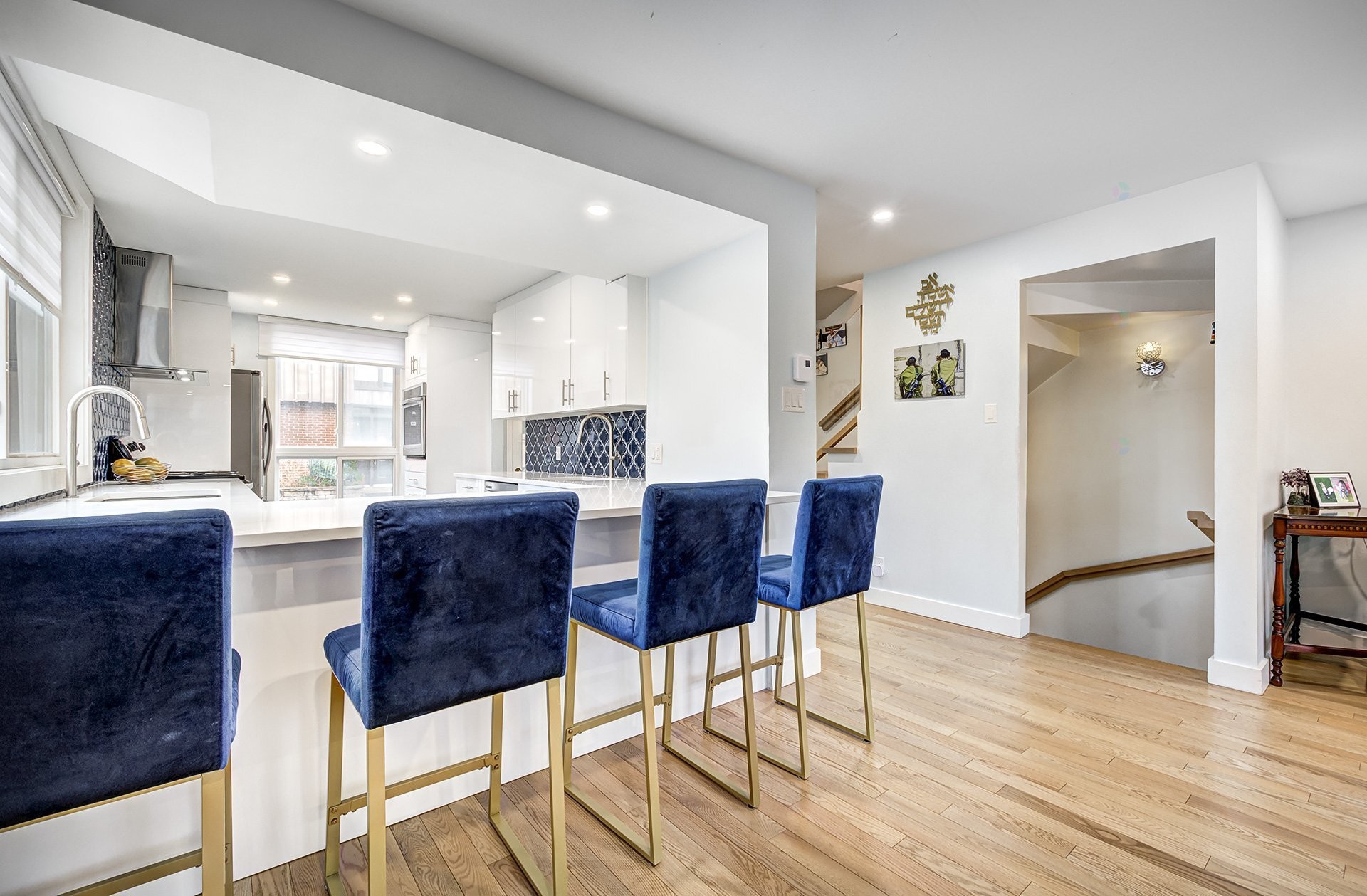 









5670


Ch. Merrimac

,
Côte-Saint-Luc,




QC
H4W1S6

