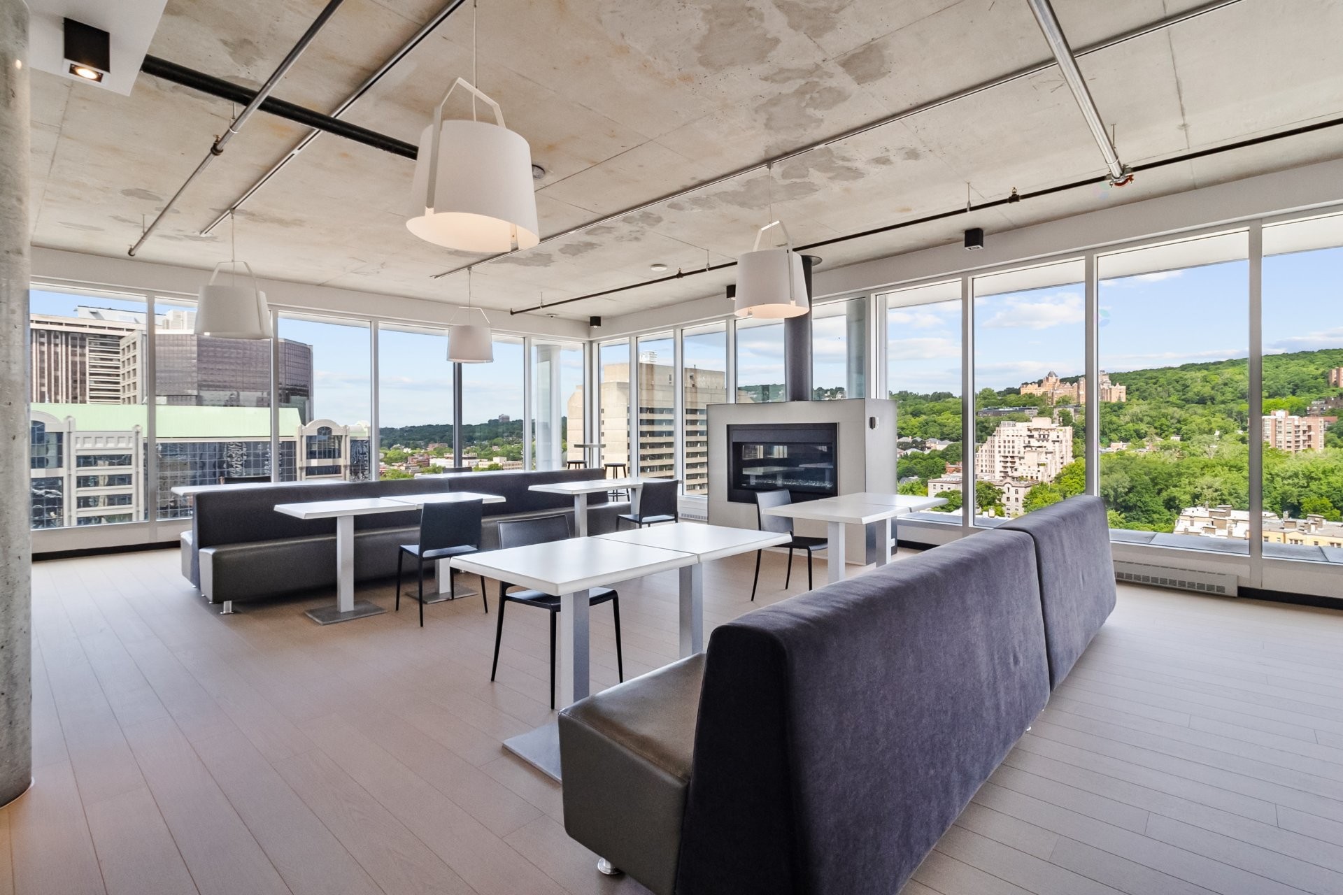 









1414


Rue Chomedey

, 754,
Montréal (Ville-Marie),




QC
H3H0A2

