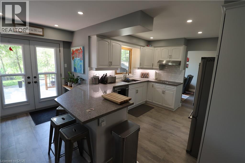 












1814 NAFZIGER Road

,
New Hamburg,




Ontario
N3A3G9

