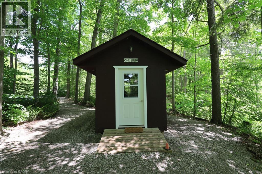 












1814 NAFZIGER Road

,
New Hamburg,




Ontario
N3A3G9

