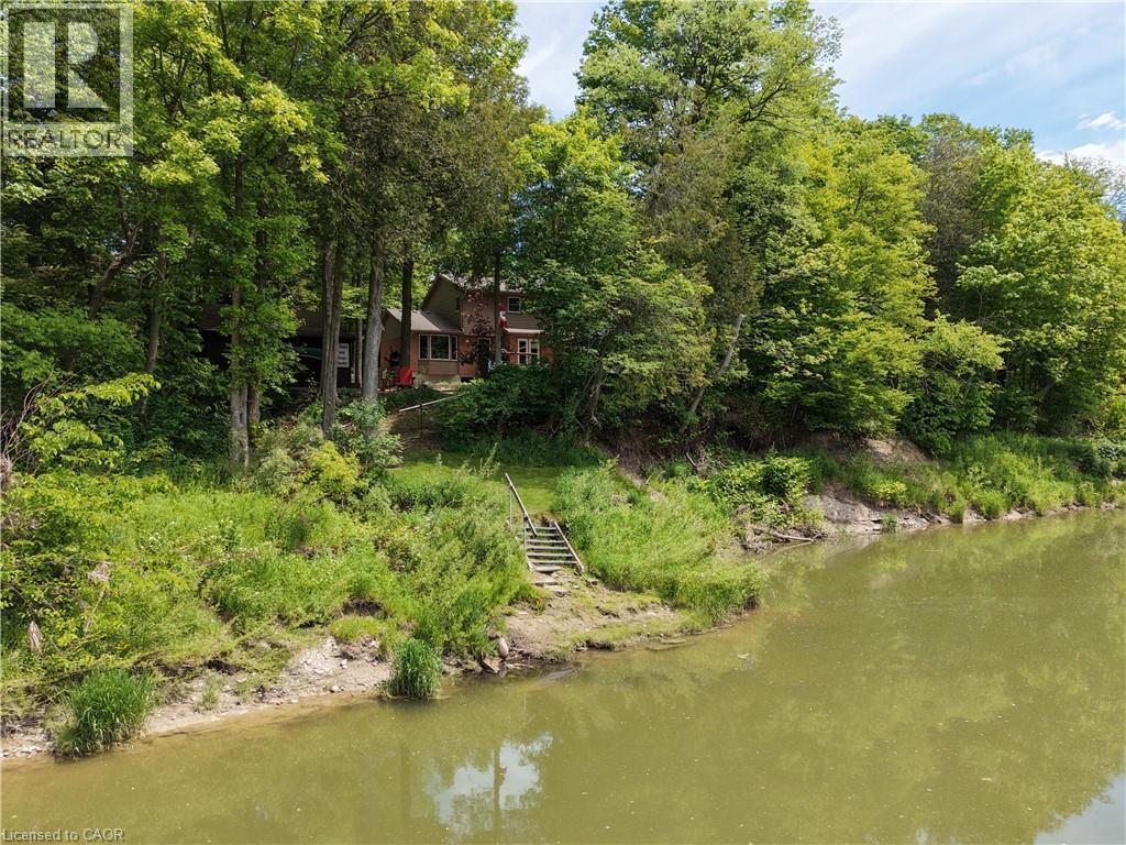 












1814 NAFZIGER Road

,
New Hamburg,




Ontario
N3A3G9

