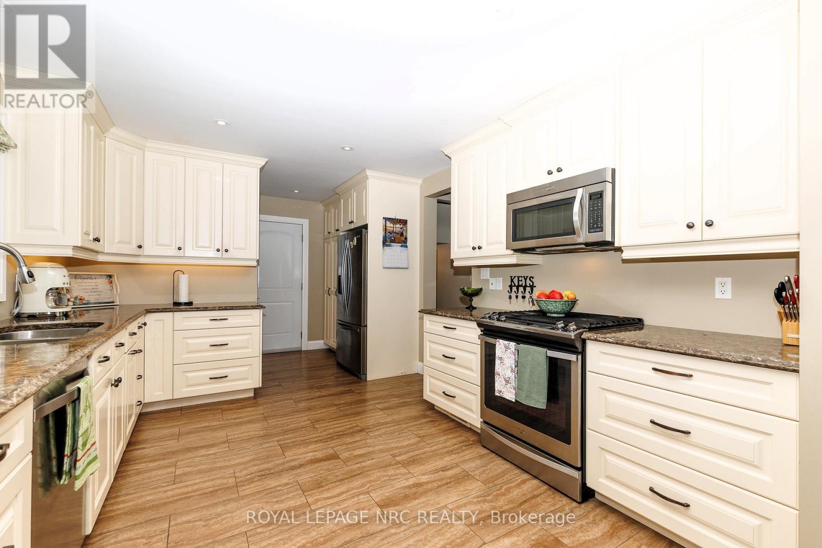 












53616 SMITH ROAD

,
Wainfleet (Marshville/Winger),




Ontario
L0S1V0

