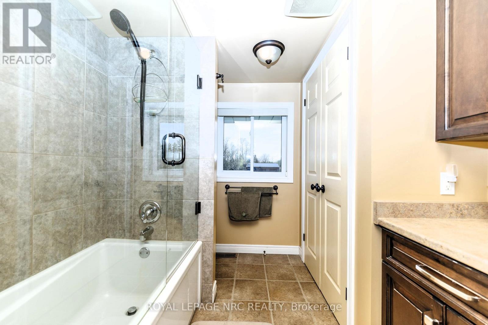 












53616 SMITH ROAD

,
Wainfleet (Marshville/Winger),




Ontario
L0S1V0

