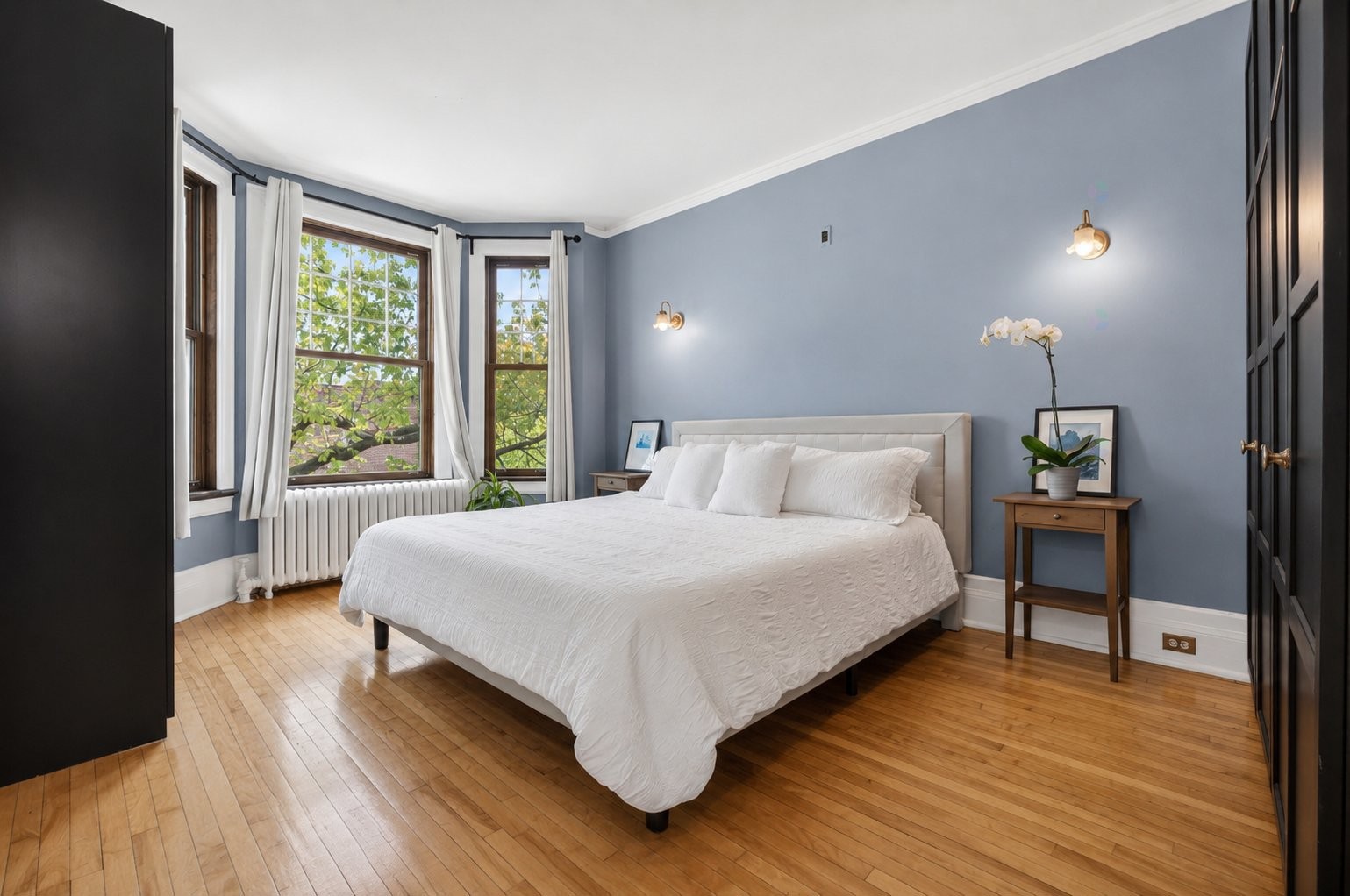 









345


Av. Westminster N.

,
Montréal-Ouest,




QC
H4X1Z8

