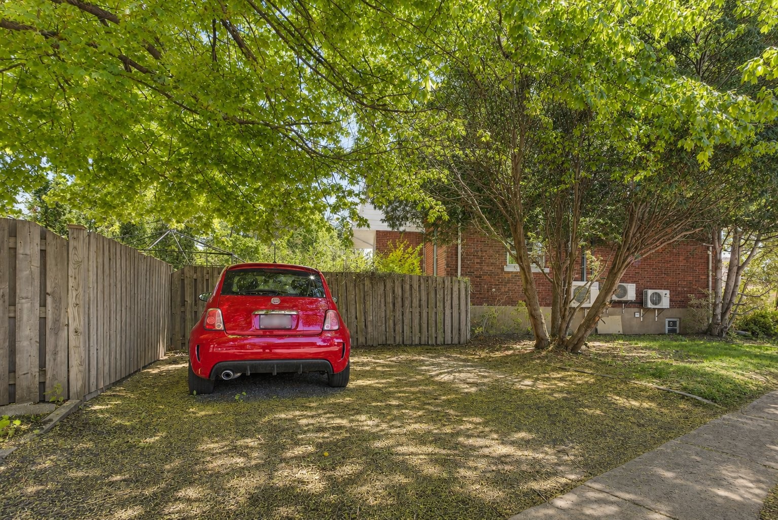 









345


Av. Westminster N.

,
Montréal-Ouest,




QC
H4X1Z8

