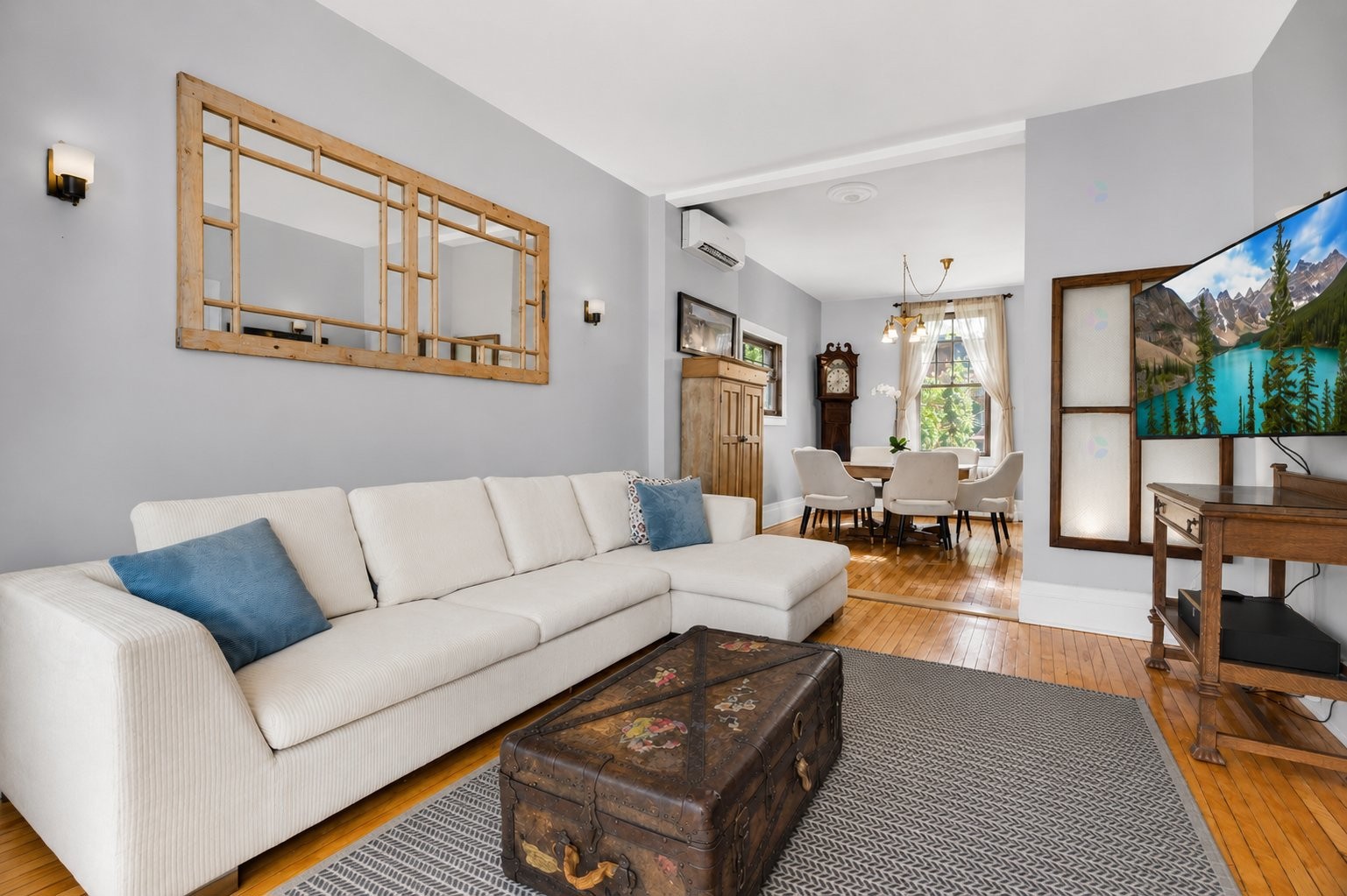 









345


Av. Westminster N.

,
Montréal-Ouest,




QC
H4X1Z8

