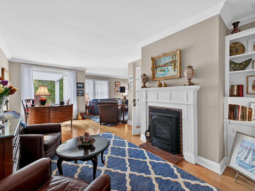 












46 Highland Drive

,
Truro,




NS
B2N 1B9

