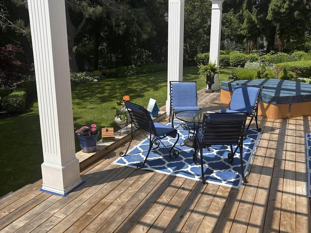 












46 Highland Drive

,
Truro,




NS
B2N 1B9

